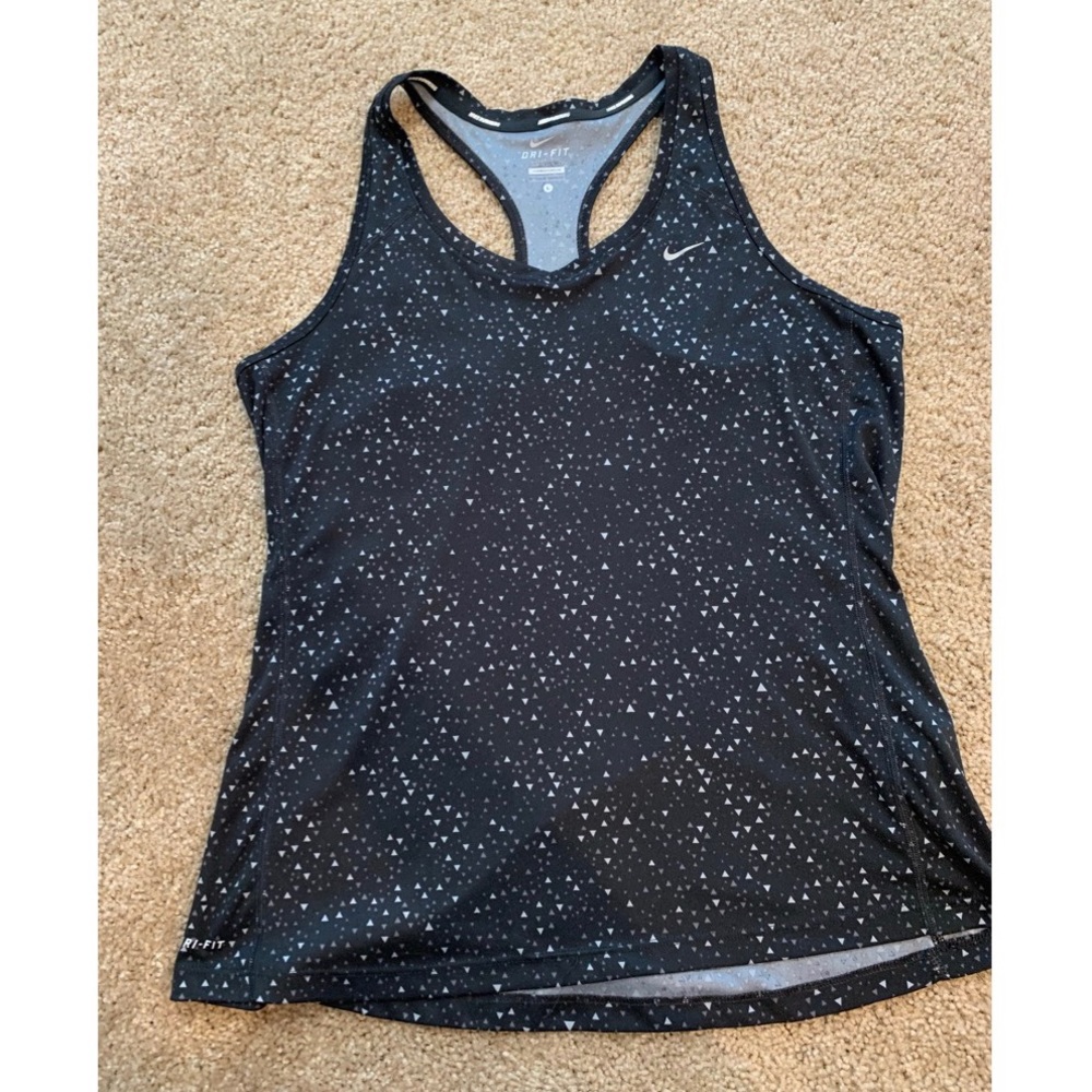 Nike tank top. Black Size L.